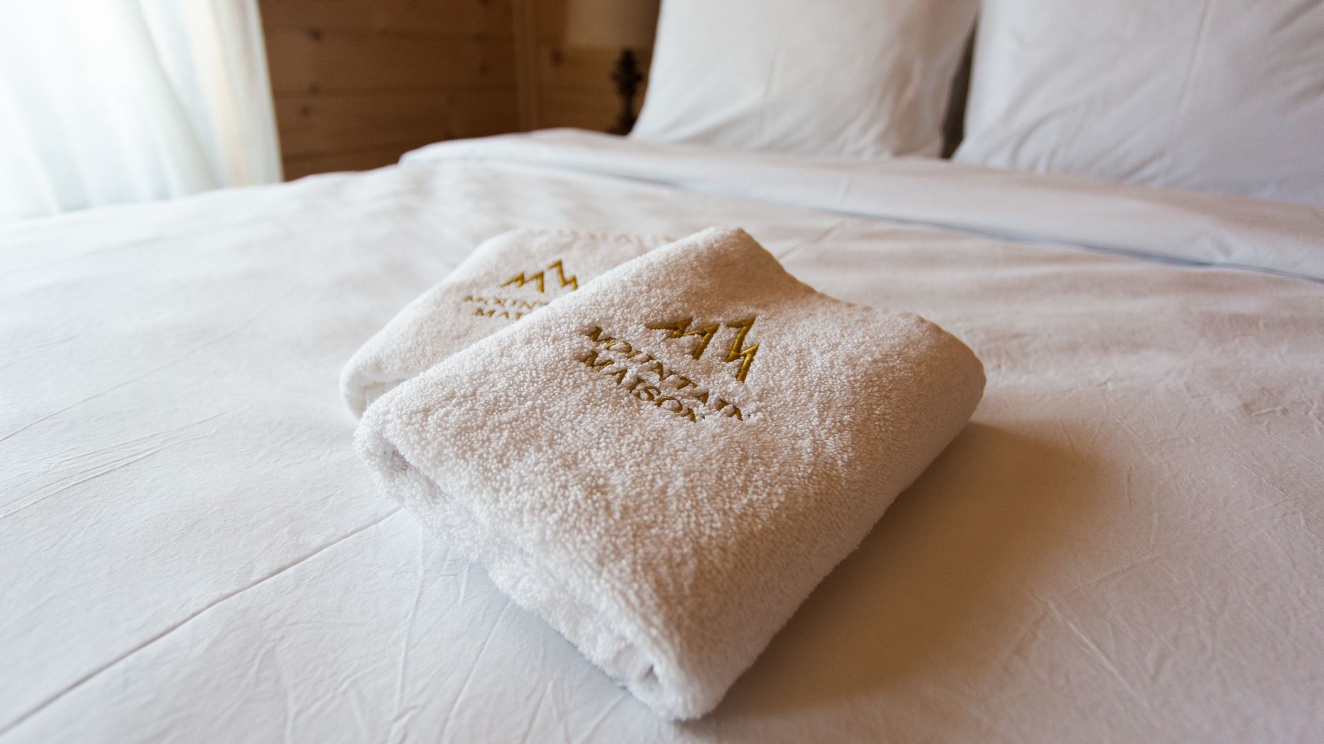 Mountain-Maison-Hotel-Mojkovac-Deluxe Queen-Room (8)