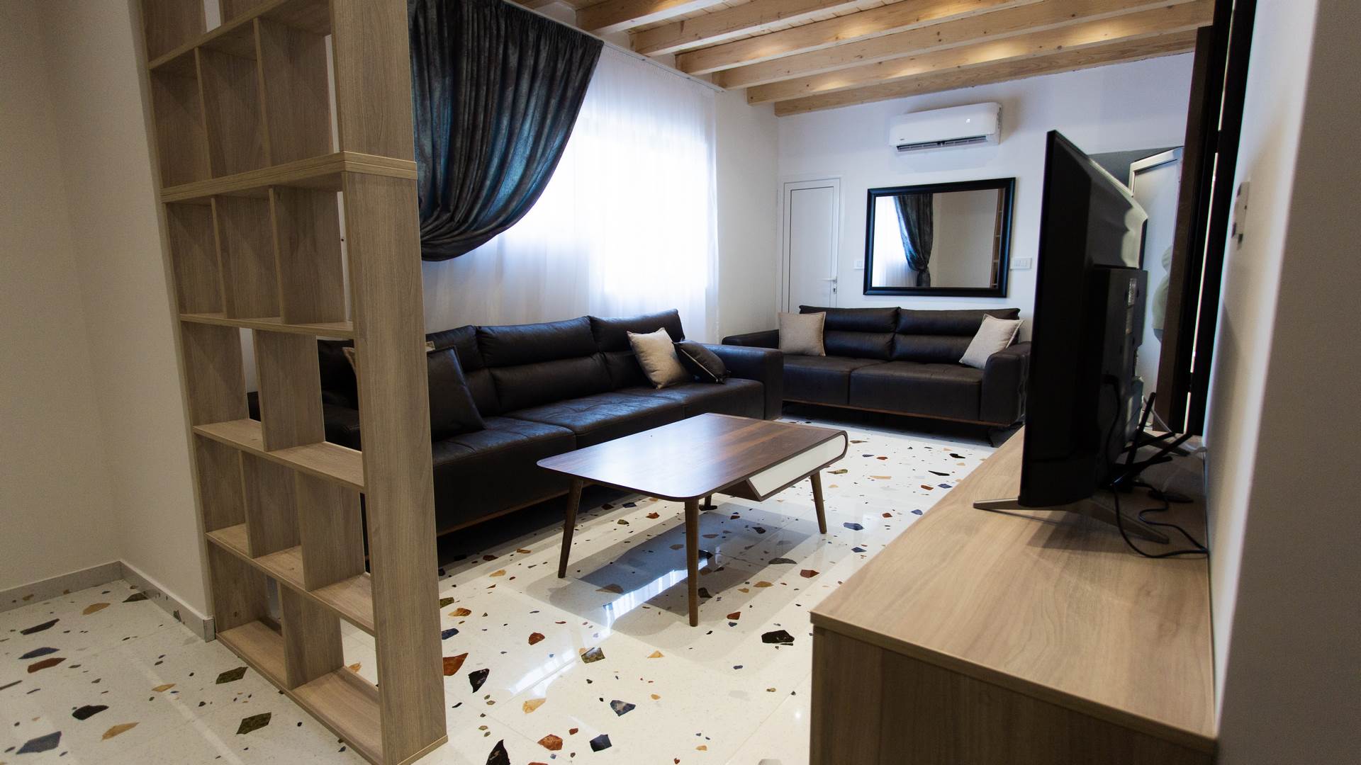 Mountain-Maison-Hotel-Mojkovac-Grand-Apartment (5)