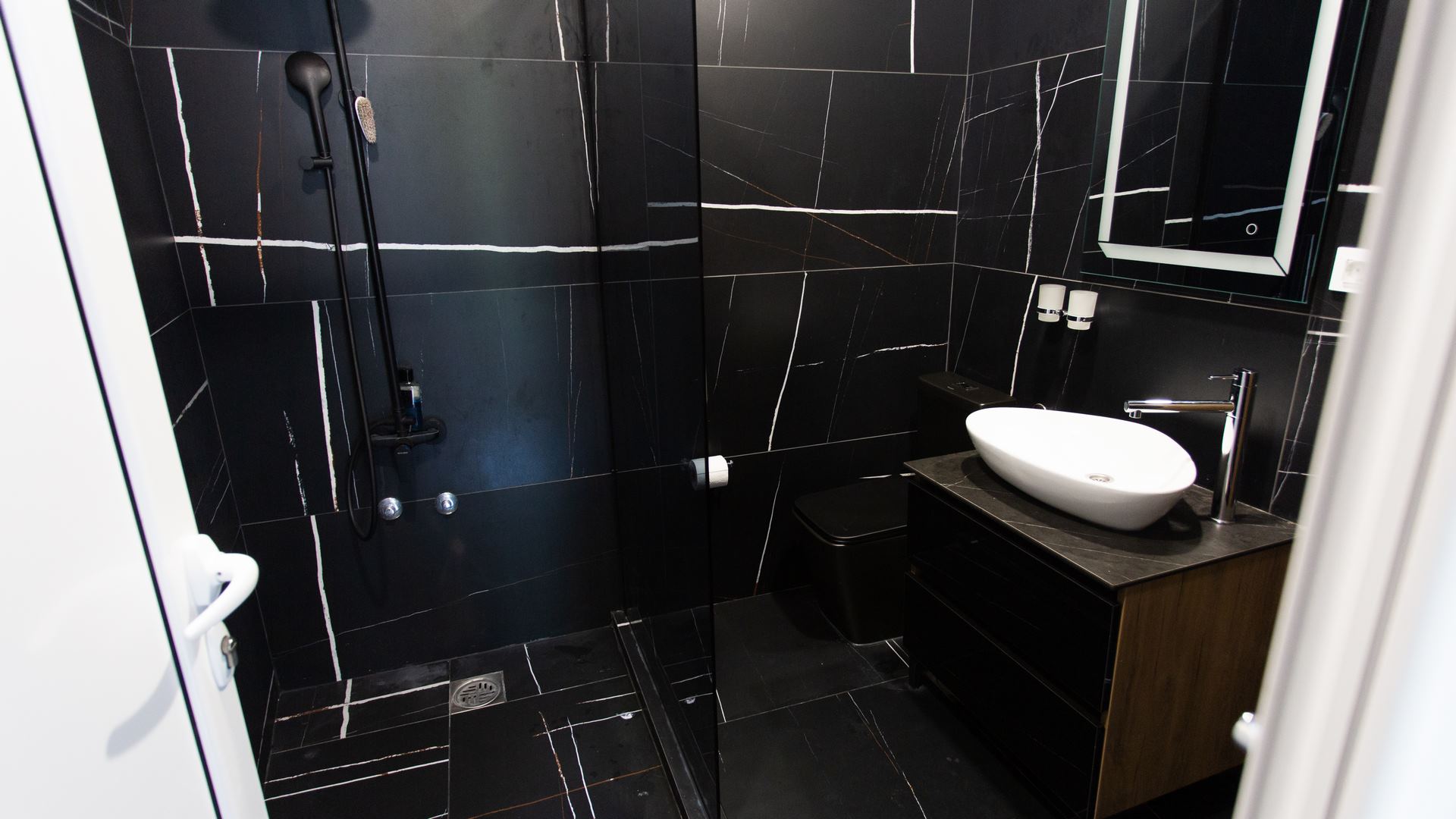 Mountain-Maison-Hotel-Mojkovac-Premium-Apartment (2)